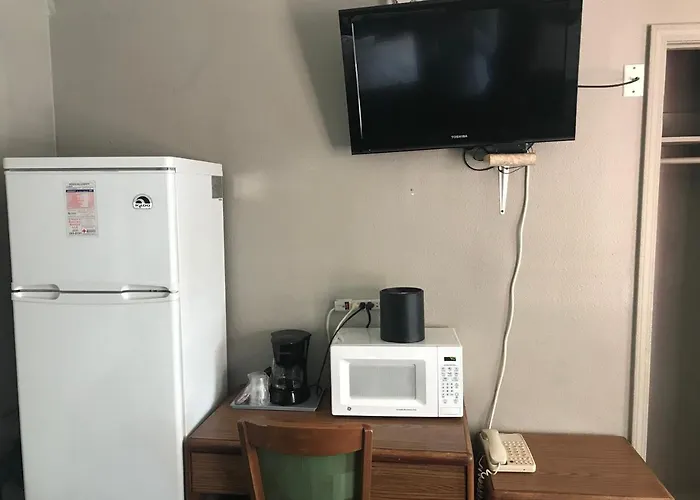 Cooper Motel 2*